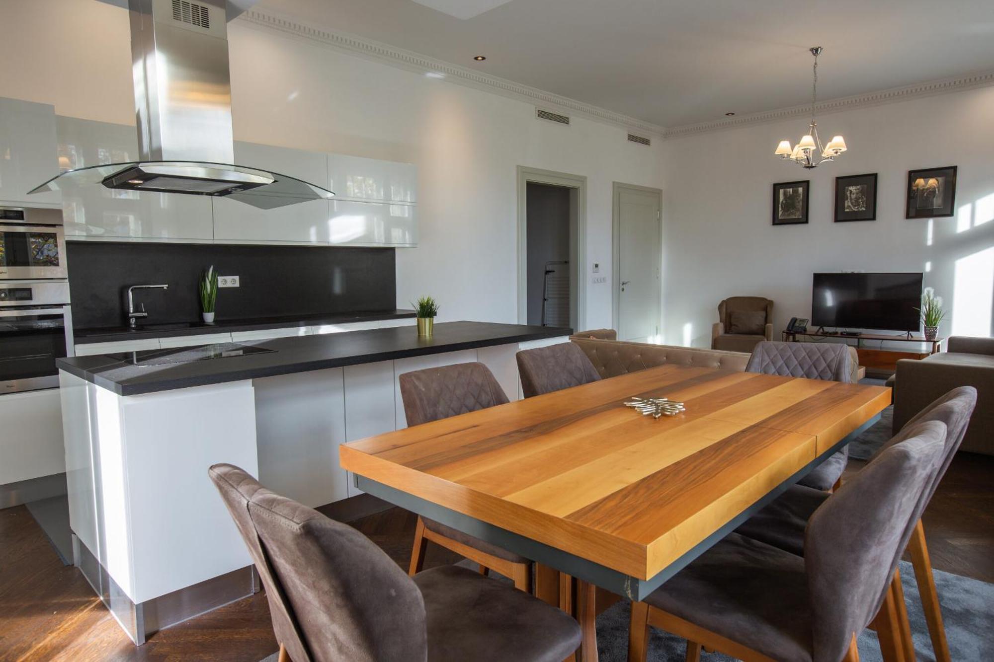 Zoya Luxury Residence บูดาเปสต์ ภายนอก รูปภาพ A modern kitchen